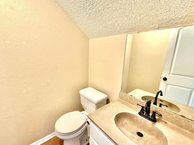 Building Photo - 8811 Schick Rd