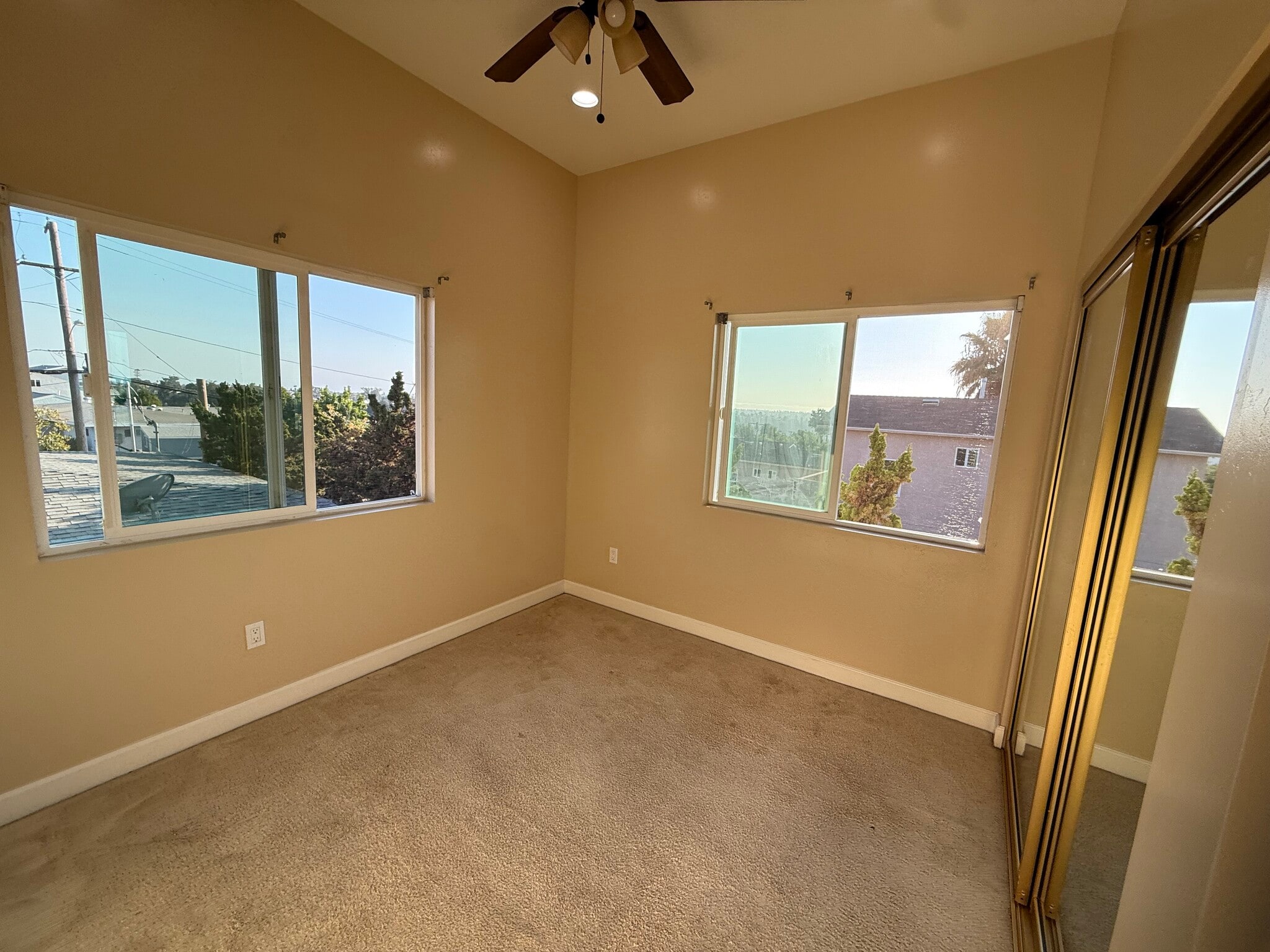 Building Photo - 5448 Mary Lane Dr