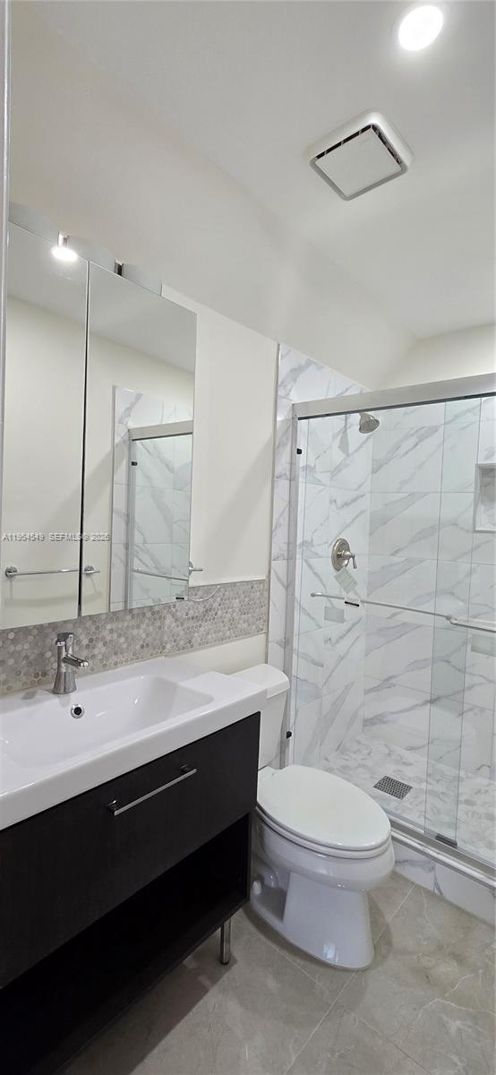 Building Photo - 1000 SE 2nd St