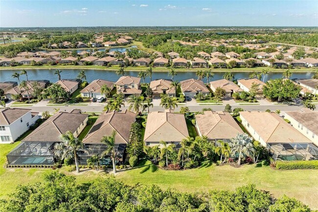 Building Photo - 135 River Enclave Ct