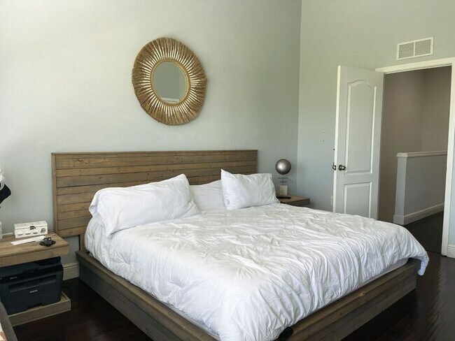 Building Photo - **"Modern Elegance: Fully Updated 3-Bed, 2.5-Bath Townhome with Designer Kitchen"**