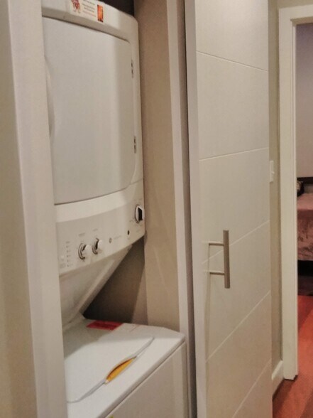 Full size w/d with custom barn door - 1425 5th St NW