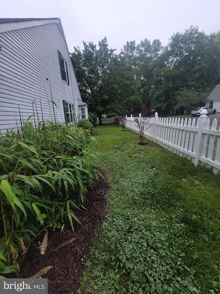 Building Photo - 11611 Hampshire Ct