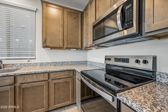 Building Photo - 17566 W San Juan Ave