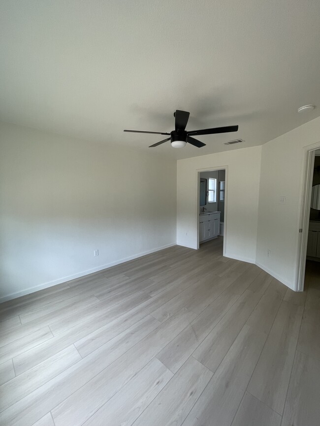 Master bedroom - 1016 Starlight Dr