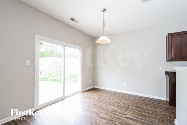 Building Photo - 812 Orchestra Dr