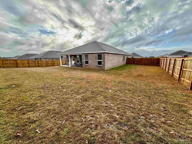 Building Photo - 6330 Buckthorn Cir