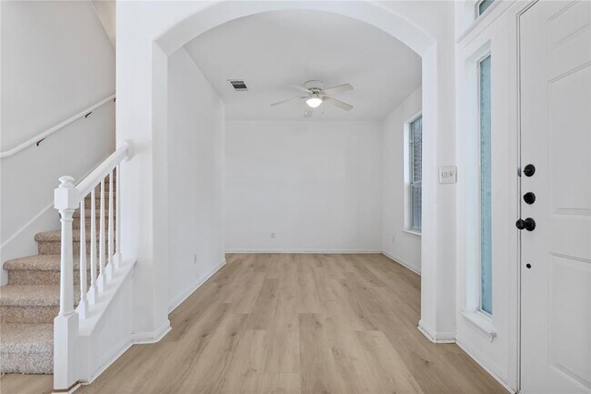 Building Photo - 2209 Boneset Trail