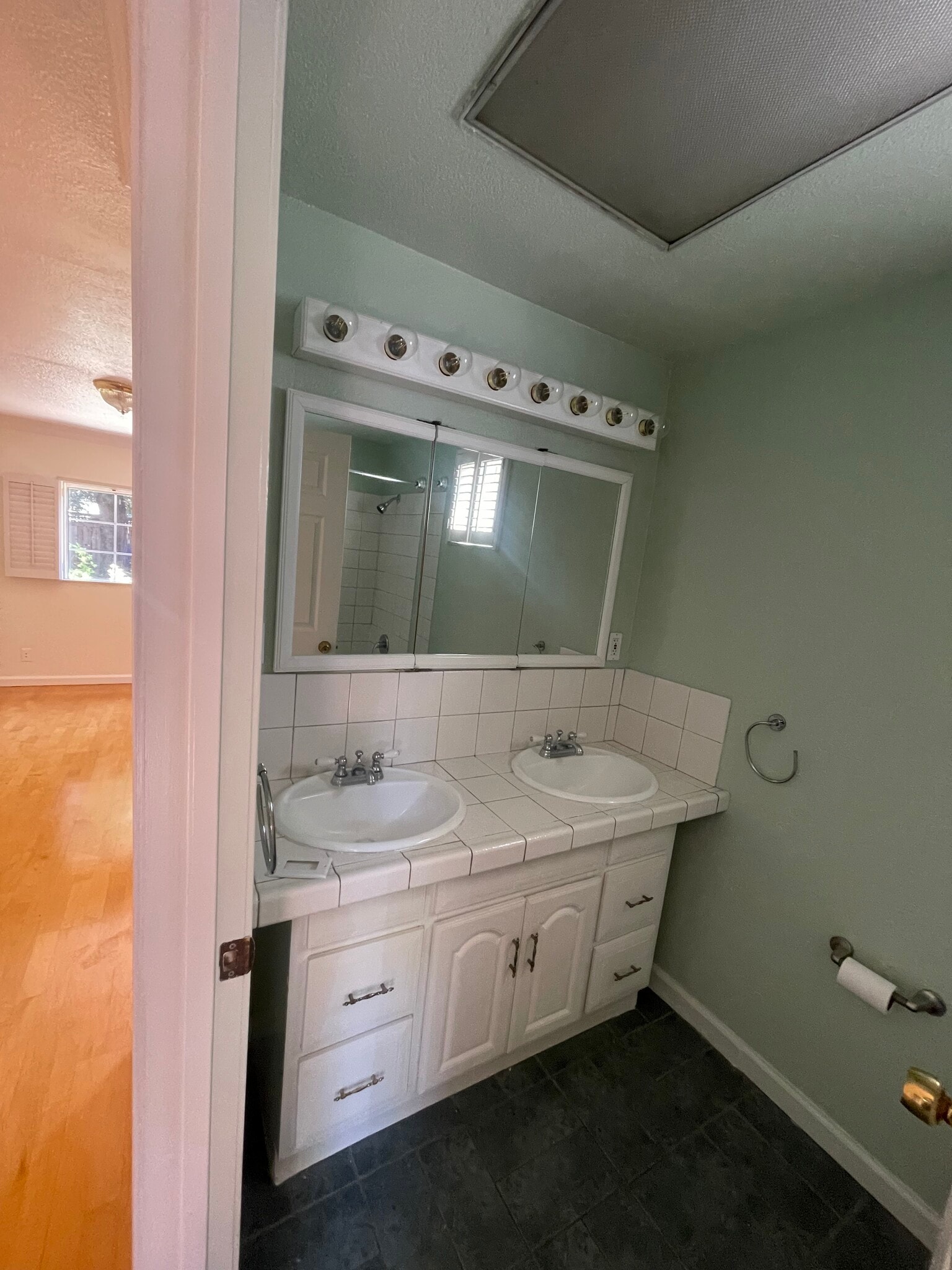 Bathroom - 15040 Los Gatos Blvd