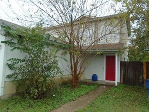 Building Photo - 6904 Deep Cir