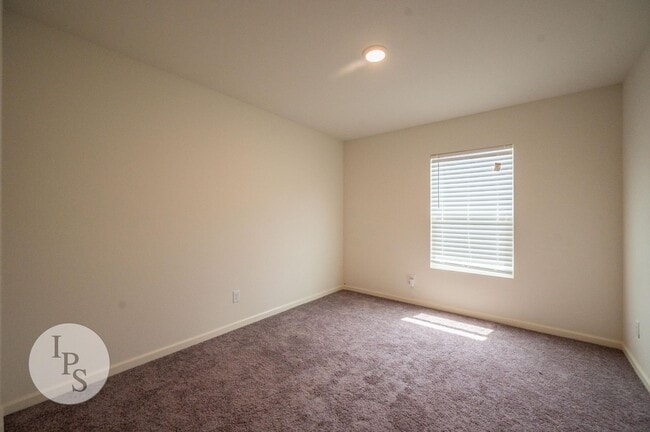Building Photo - Sanger 2-Story Home, SOLAR!!!  4BR/2.5BA, ...