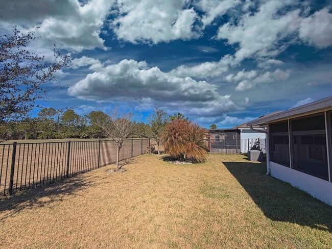 Building Photo - Beautiful 4 Bedroom, 2 Bathroom Home Situated on Grande Reserve Golf Course