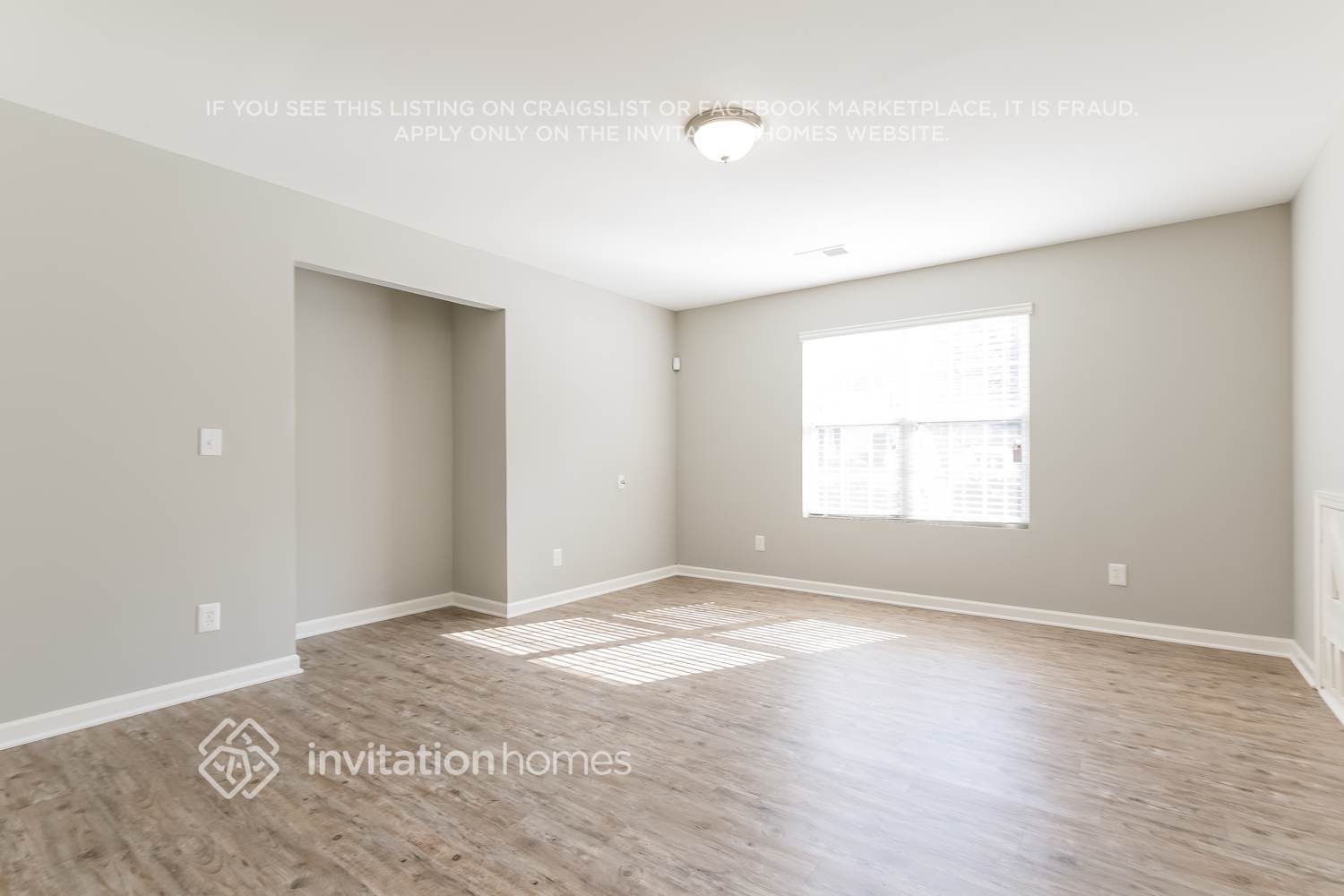 Building Photo - 4611 Orange Dr