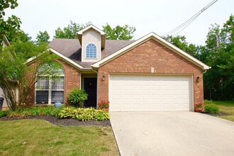 Building Photo - 897 Henderson Dr