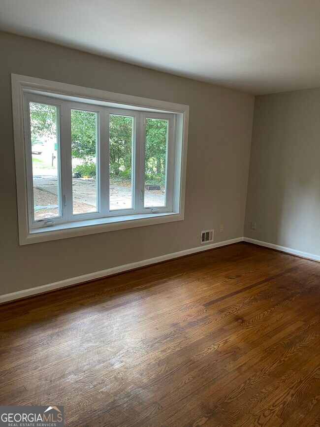 Building Photo - 3616 Santa Fe Trail