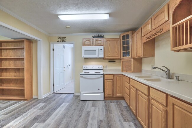 Building Photo - Jefferson Street Apartments