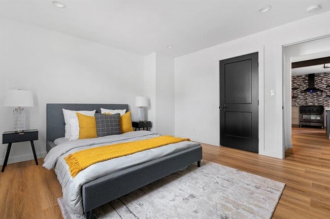 Building Photo - 6501 Thomas Springs Rd