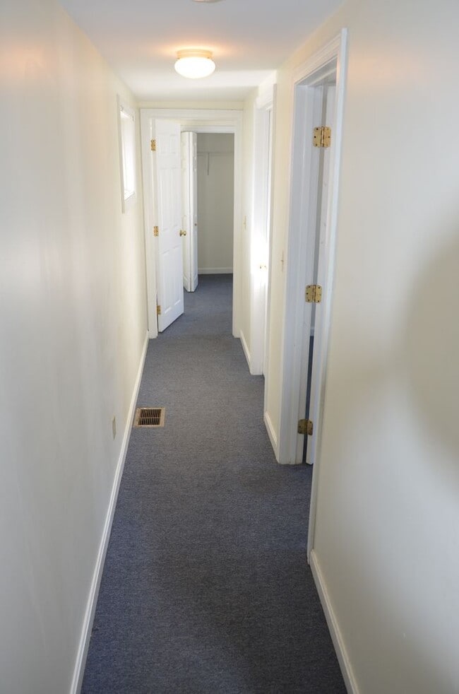 Building Photo - 15-17 Peru Street