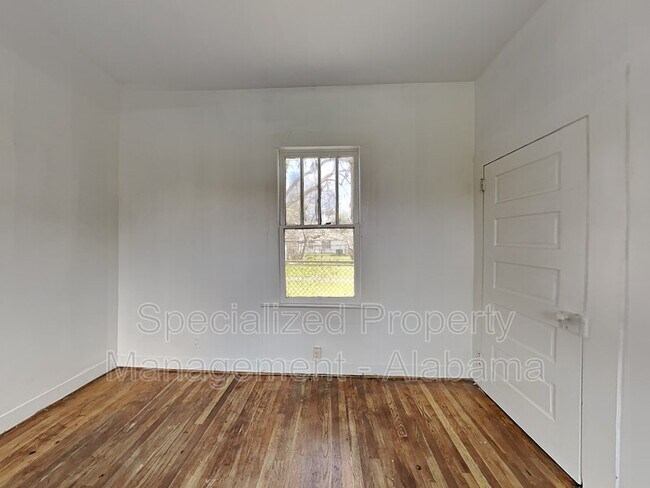 Building Photo - 1814 20th Street Ensley