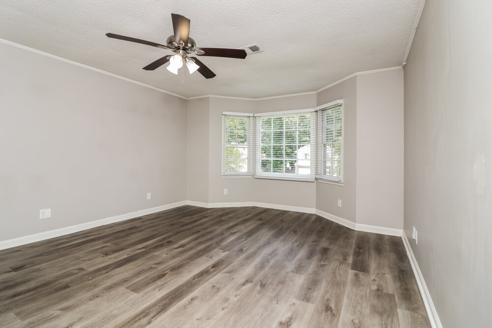Building Photo - 2981 Sutton Dr SW