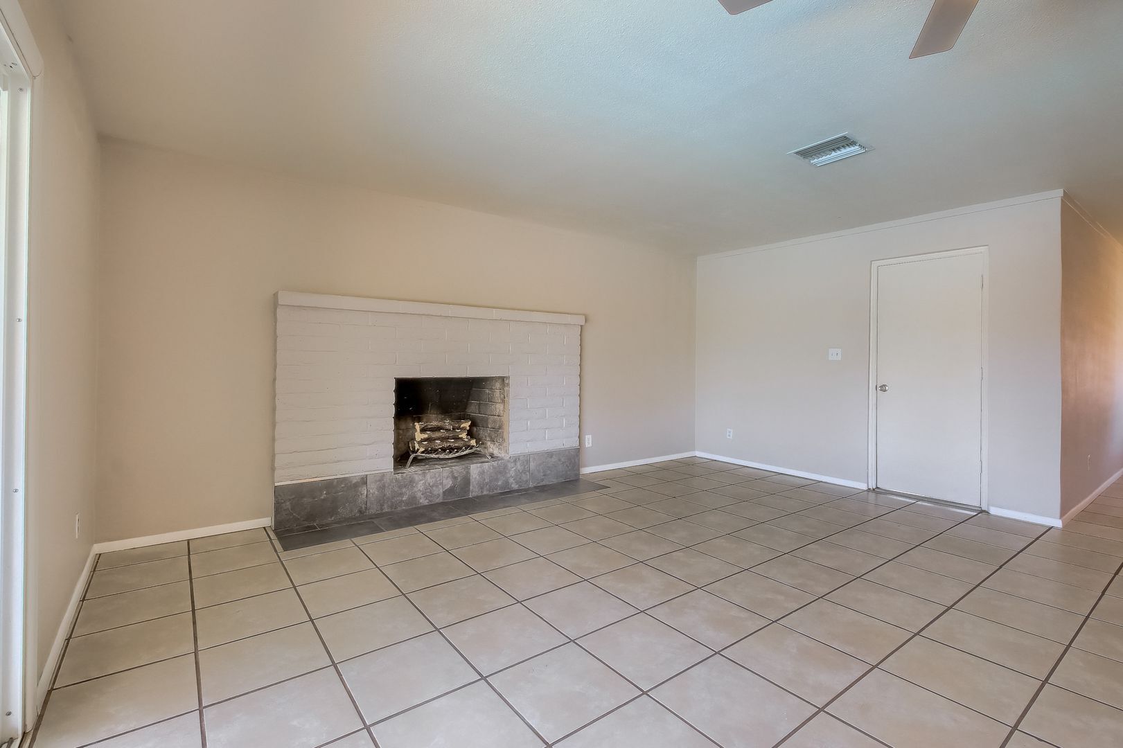 Building Photo - 1516 E Palmcroft Dr