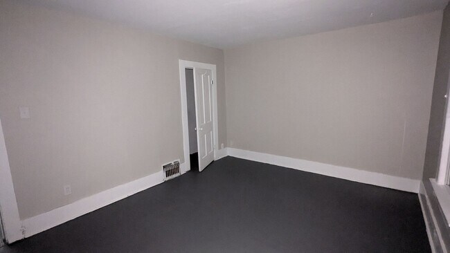 Building Photo - Atlas Investment Group, LLC (569 Allyn St ...