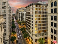 Building Photo - 460 S Spring St