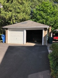 Garage - 106 Edgerton St