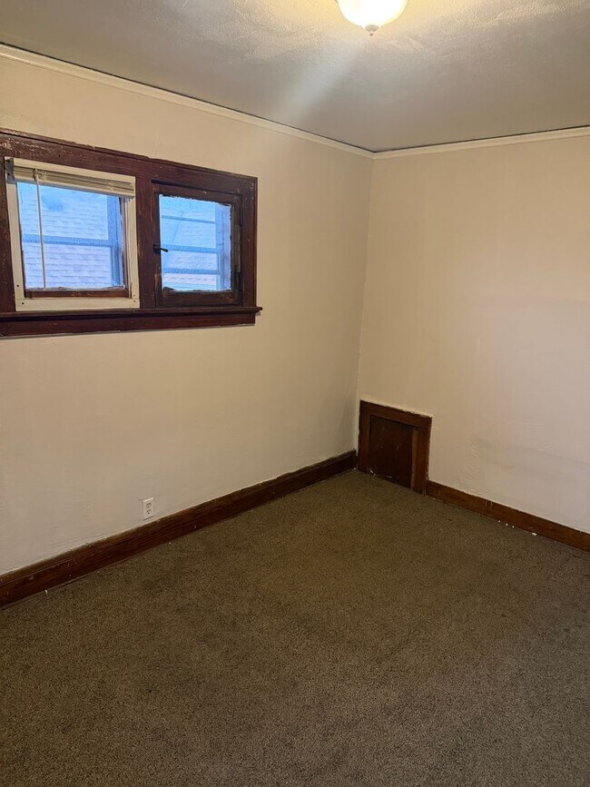 Building Photo - 4021-23 North 24th Place