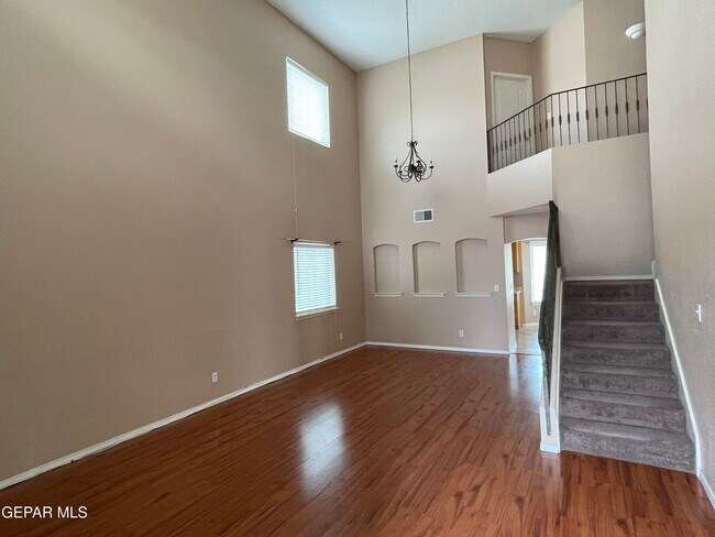 Building Photo - 452 Emerald Pass Ave