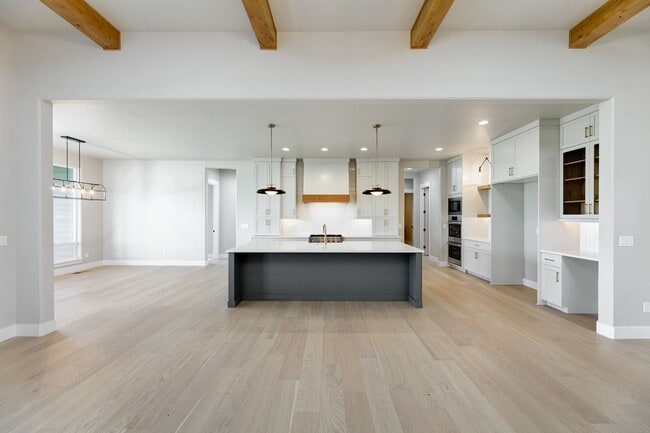 Building Photo - 4 Bed | 4 Bath | 3,591 Sq. Ft. | 1 Acre | RV Garage | Brand-New Luxury Home