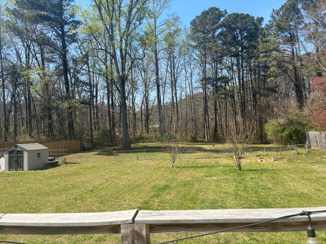 Building Photo - Room in Duplex on Union Rd SW