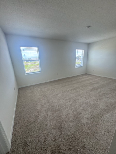 Building Photo - 2309 Hidden Palm Dr