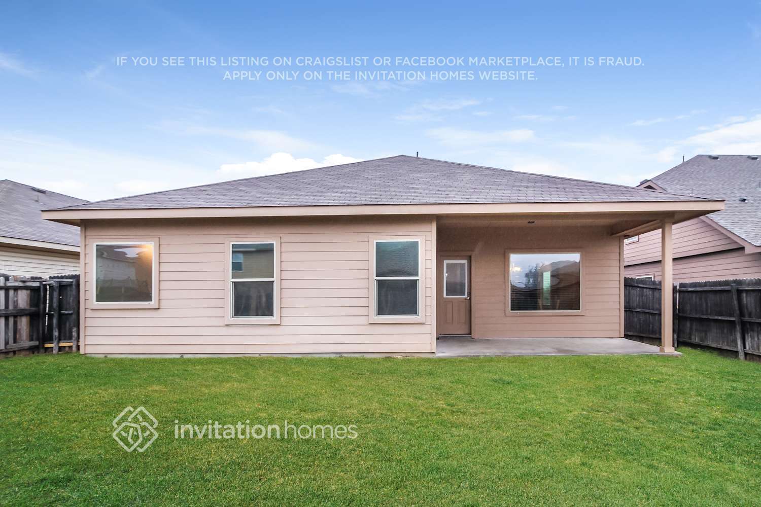 Building Photo - 717 Santa Rosa Dr