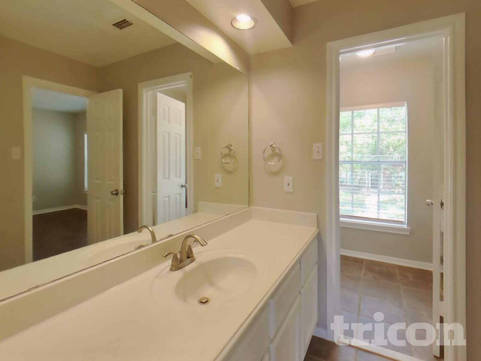 Building Photo - 1507 Moon Shadow Ct