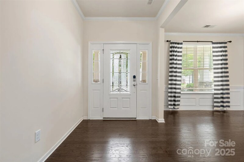 Building Photo - 1020 Bannister Rd