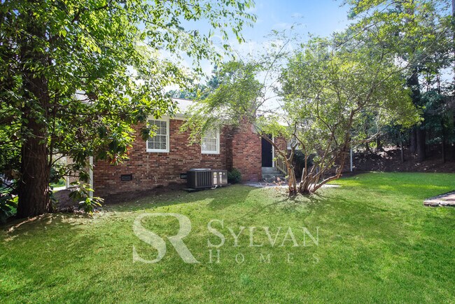 Building Photo - The Lifestyle You Deserve.