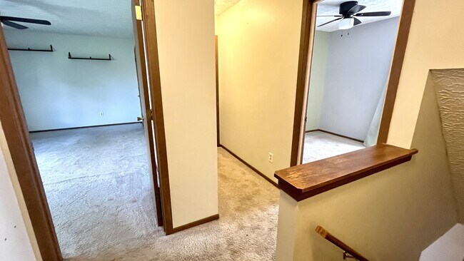 Building Photo - 6865 Barker Dr