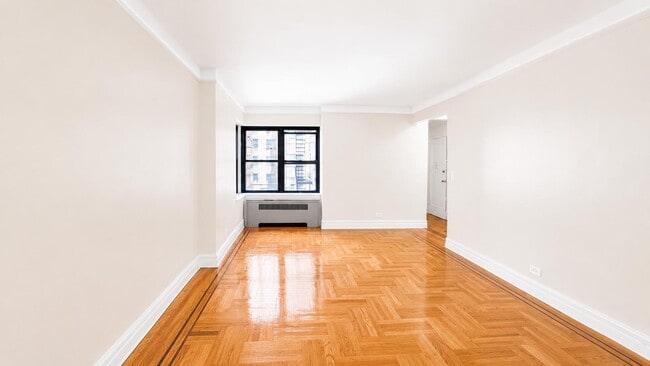 Floorplan - 20 Dongan Place