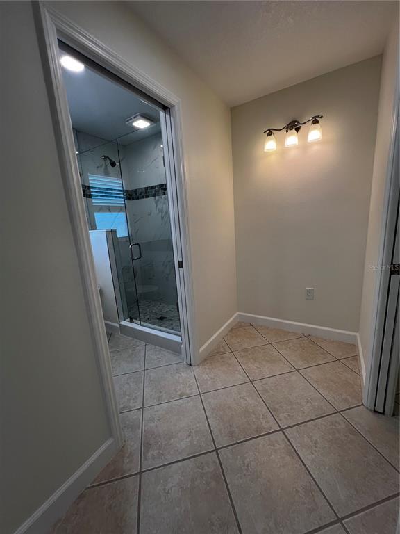 Building Photo - 137 175th Terrace Dr E