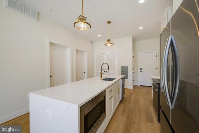 Building Photo - 4347 Harrison St NW