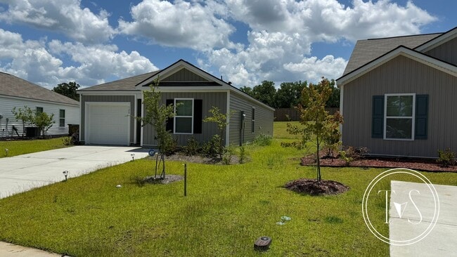 Building Photo - 128 Lakeside Dr
