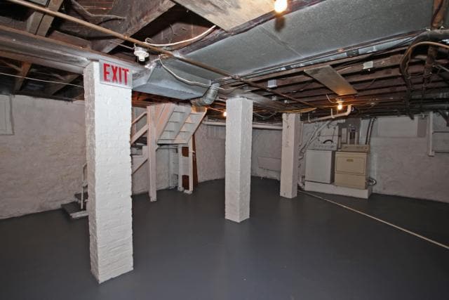 Building Photo - 374 E 12th Ave