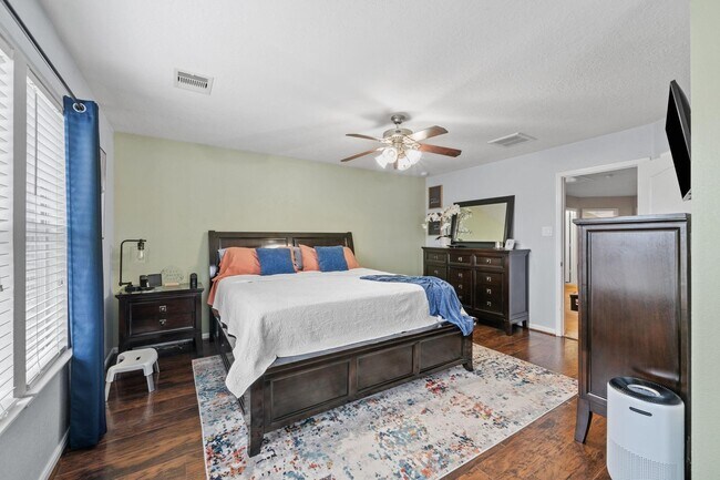 Building Photo - 2903 Valiant Scene Ct