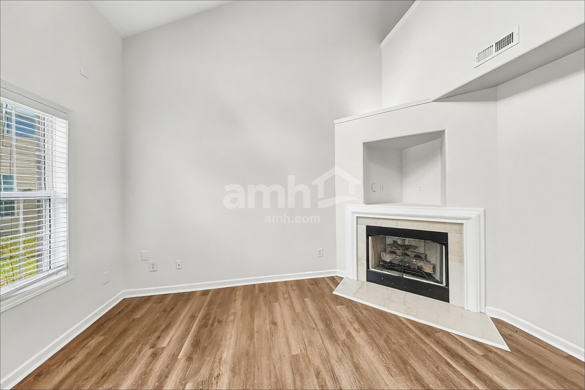 Building Photo - 10510 Glory Meadow Ct