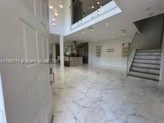 Building Photo - 21022 NE 34th Ct