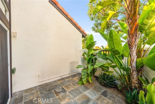 Building Photo - 15 Silver Glade Dr