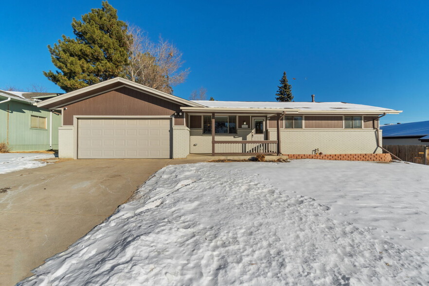 Front - 14059 W 5th Ave