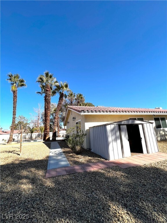 Building Photo - 5880 Duneville Ct