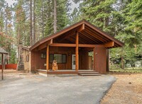 Building Photo - Charming 1 Bedroom Cabin in Desirable Neig...